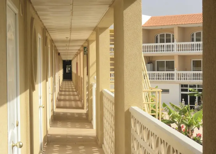 Costa Del Silencio Studio *